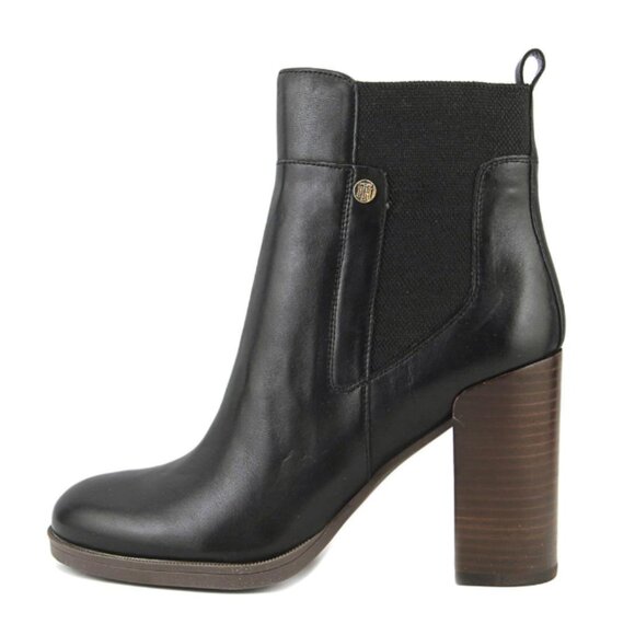 Tommy Hilfiger Britton Women’s Ankle Boots. Leather. Black. Gold tone. Size 7.5. - Picture 3 of 14